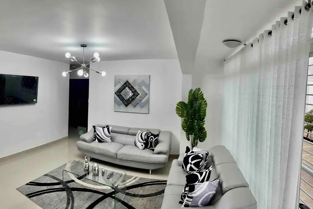 Hermoso Conjunto Residencial Con Piscina Santiago De Los Caballeros República Dominicana